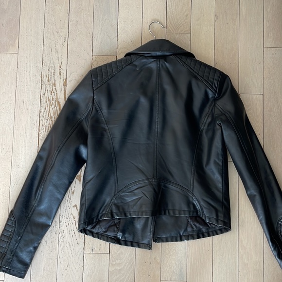 Women’s Leather Jacket - Picture 4 of 4